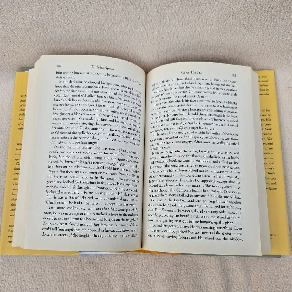Nicholas Sparks Safe Haven Hardback Book